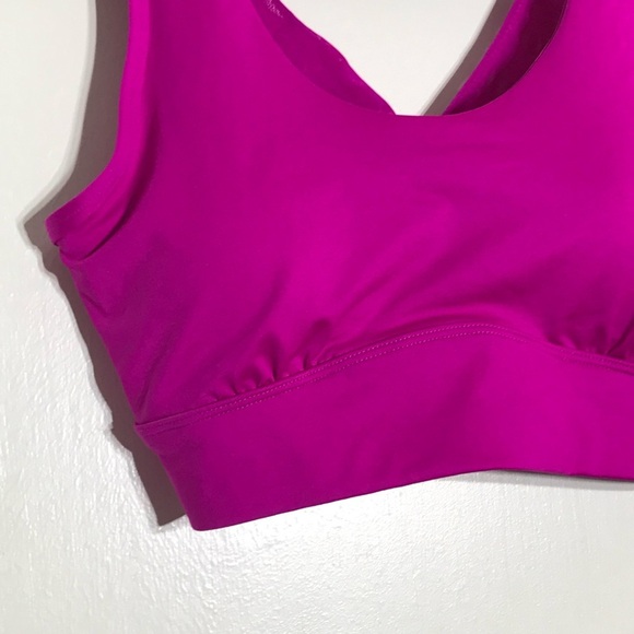 AVIA Moisture Wicking-Rmv Pads-Low Support TWIST BACK SPORTS BRA Size M New - Picture 3 of 8